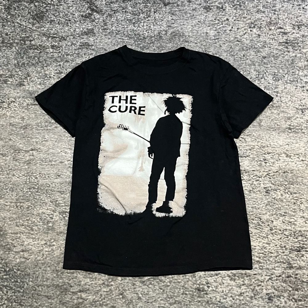 The Cure T Shirt Mens Small Black Crewneck Graphic Vintage‎ Style